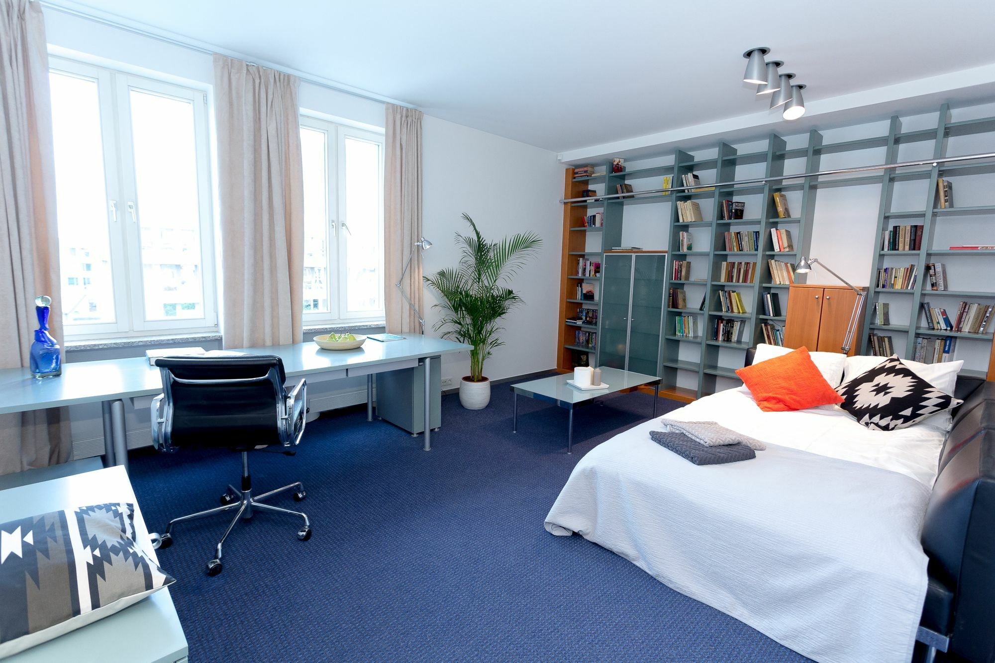 Vilnius Apartments & Suites - Gedimino Avenue Εξωτερικό φωτογραφία
