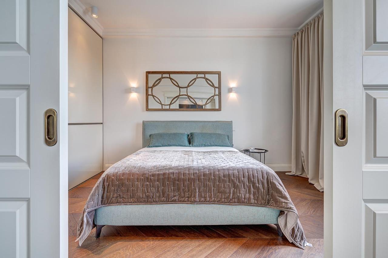 Vilnius Apartments & Suites - Gedimino Avenue Εξωτερικό φωτογραφία
